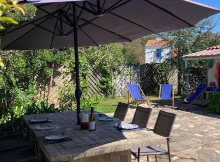 La Gueriniere House | Grande maison de vacances avec piscine