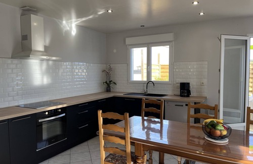 Saint-Just-Luzac House | Grande Maison, Idéale en Famille ou Entre Amis. Proche des Plages