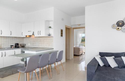 Archangelos Apartment | Grande View Haraki