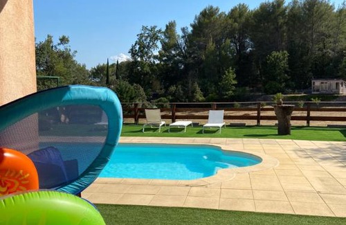 Flayosc House | Grande villa avec piscine sous les chênes