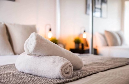 Richmond North Apartment | Grandeur Apartment Richmond With Free WiFi