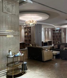 Al Ulaya Apartment | Grandeur East فخامة الشرق للشقق المخدومة