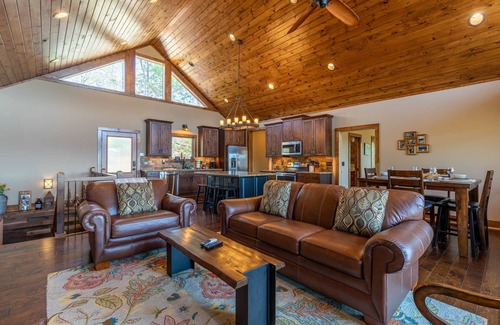 Lenoir House | Grandfather Vistas - Hot Tub, Ping Pong, Fly Fish, views of Grandfather Mountain