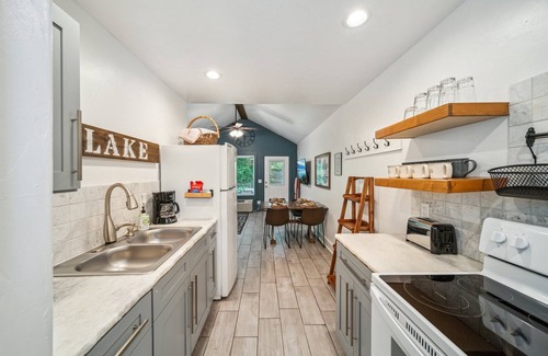Grove Cottage | GrandLake*Kayak*ForestView*Firepit*Kings*Lakefront