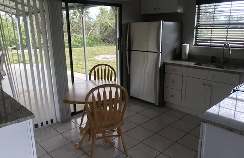 Punta Gorda Cottage | Grandma's cozy retreat close to the Gulf