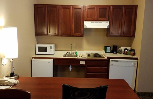 Eau Claire Hotel | GrandStay Residential Suites - Eau Claire