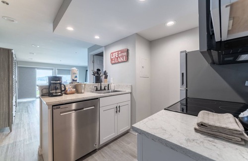 Chelan Condo | GrandView 105 - Luxury Waterfront Condo