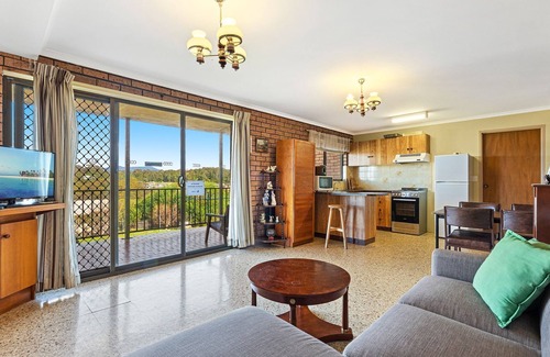 Kianga Apartment | Grandview Apartment - Ocean Views