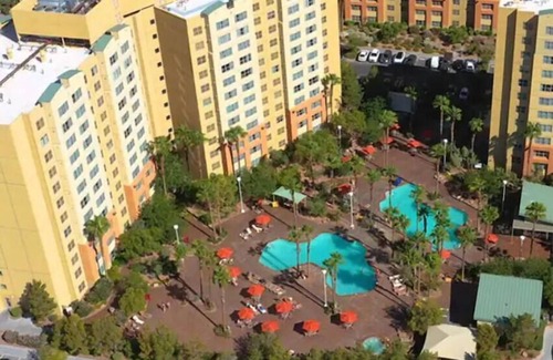 Enterprise Apartment | Grandview at Las Vegas SUPER BOWL Sleeps 4, 1 King and 1 Queen Sofa Bed Suiten