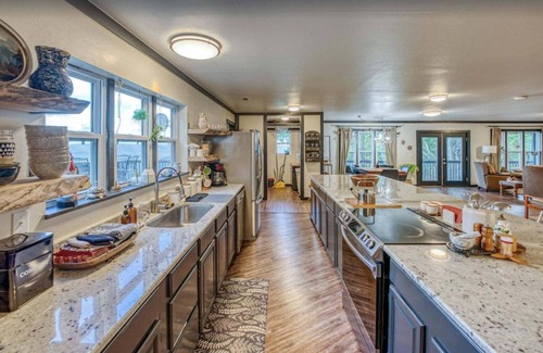 Jasper Cabin | GRANDVIEW CABIN with MILLION DOLLAR VIEWS of The Arkansas Grand Canyon