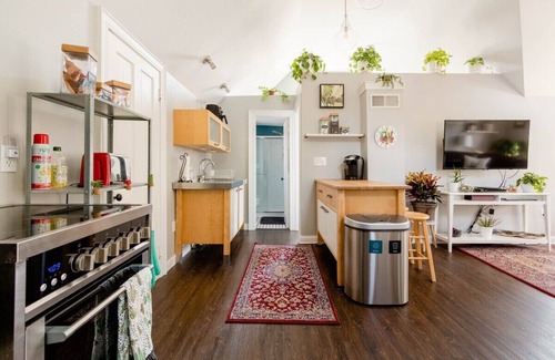Grandview Heights Apartment | Grandview Plant Loft- Close to OSU