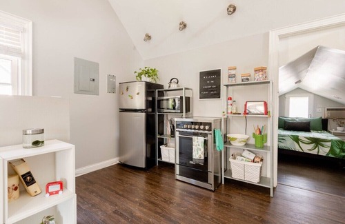 Grandview Heights Apartment | Grandview Plant Loft- Close to OSU