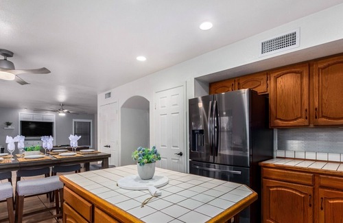 Paradise Valley Village House | Grandview Scottsdale 4 Bedroom Home by Redawning