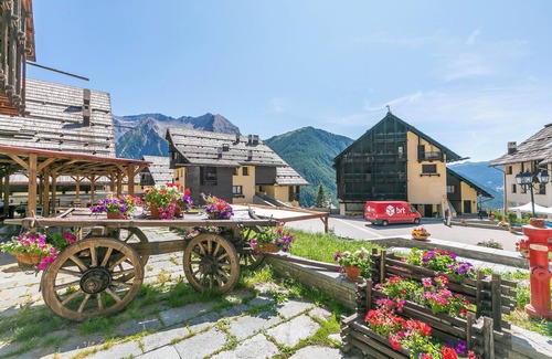 Sauze di Cesana Apartment | Grange Hike & Ski - 6C Sestriere