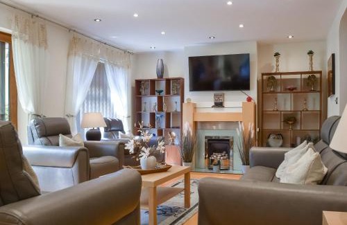 West Bridgford House | Grange House