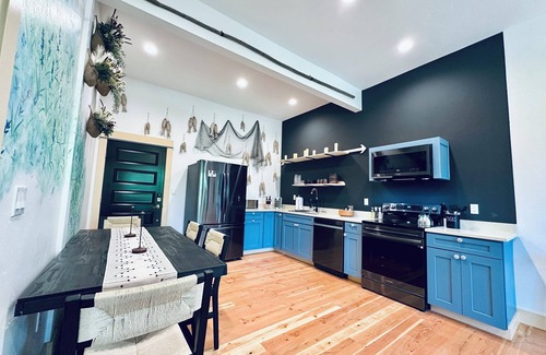 Enterprise Condo | Granite Butte is part of the Litch Hotel: fully equipped,Luxury vacation rental condos