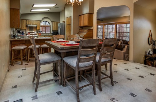 Prescott House | Granite Creek Retreat- Beautiful 5 Bedroom Home 5 minutes from Whiskey Row