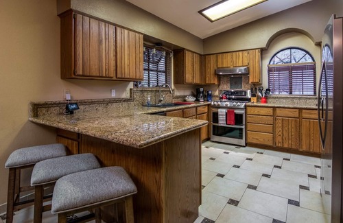 Prescott House | Granite Creek Retreat- Beautiful 5 Bedroom Home 5 minutes from Whiskey Row