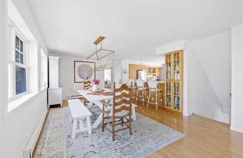 Granite Point House | Granite Point Spacious and Elegant Family Retreat