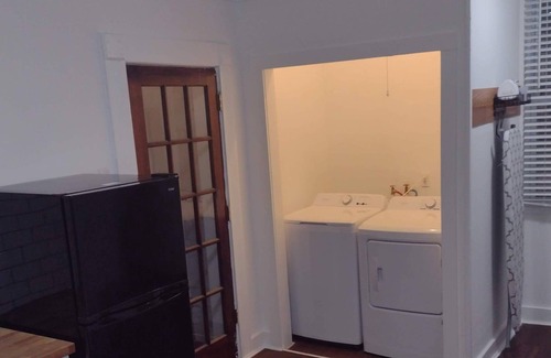 Elberton House | Granite Retreat East Comfortable 2 Story 2 Bedroom 1 Bath Private Home
