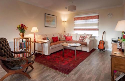 Dornoch House | Grant Crescent