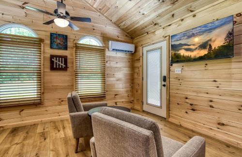 Cosby House | Grants Cottage, Pickleball Court, Creek, WIFI, Mountain Views, Starting at 79"