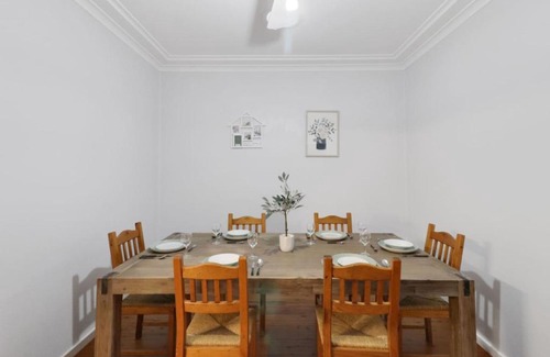 Cessnock House | Grape Escape Wine Country Oasis