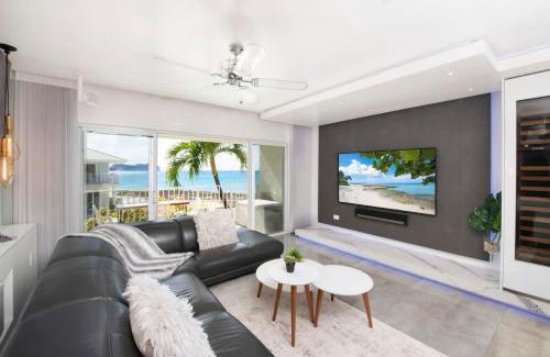 Seven Mile Beach House | Grape Tree Condo #10
