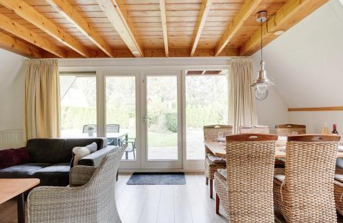 Zwiggelte House | Graspieper I Vrijstaand Huisje met Brede Tuin