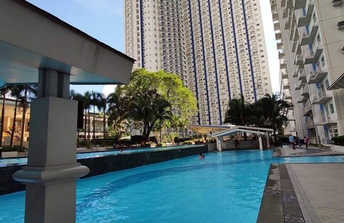 Santo Cristo Condo | Grass Residences Staycation-T&M