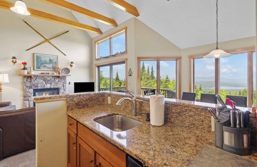 Rangeley Condo | Gray Fox 7 | Beautiful ski in/ski out condo, with amazing views!
