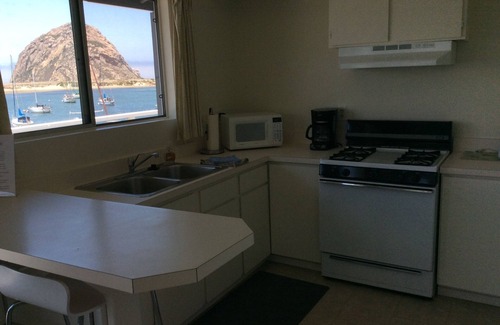 Morro Bay Apartment | Gray's Inn & Gallery