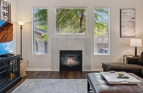 Talon Retreat House | Grayhawk Avian Superb 3 BR Townhome COM Pool
