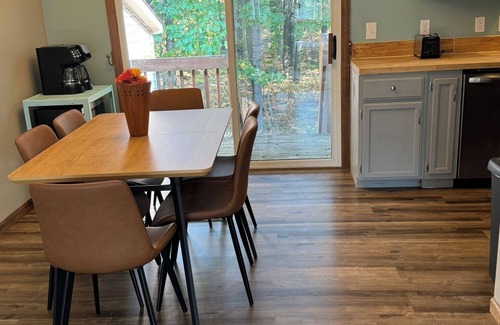 Grawn House | Great 3-bedroom home near Interlochen Arts Academy, State Park, lakes and more!