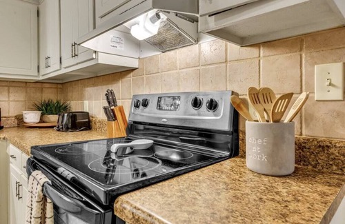 Winston - Salem House | Great 4 Long Stays! 4 Miles From Hosp & Shopping!