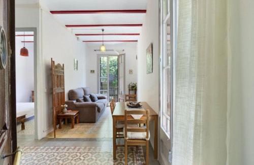el Camp d'en Grassot i Gracia Nova Apartment | Great apartment in Sagrada Familia with Balcony