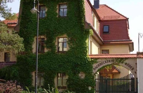 Pillnitz Apartment | Great apartment right at Pillnitz Castle for couples and families