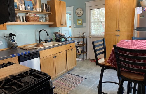 Housatonic House | Great Barrington/Housatonic Getaway—bring your dog!