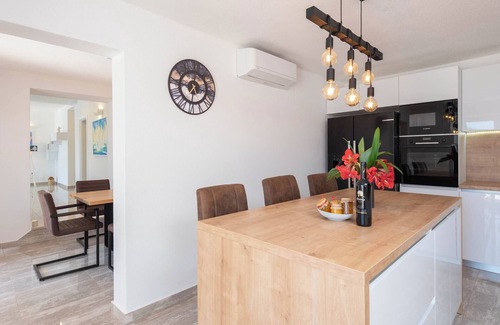 Kuciste Villa | Great beachfront Villa Sasha with swimming pool and amazing sea view!