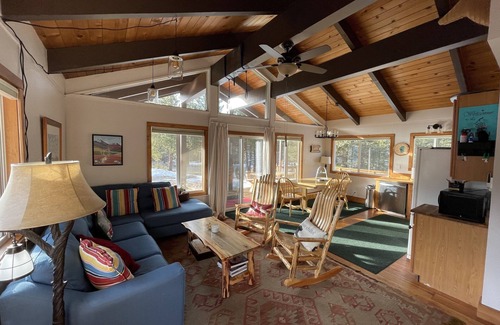 Pioneer Trail Ski Chalet | Great Cabin Available as a Seasonal Lease Available 31 days or more