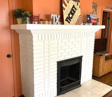 Old Enfield Apartment | Great central location downtown Austin-Fenced area for dogs, near UT