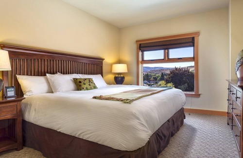 Chelan Resort | Great choice ... You will be back !