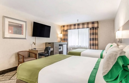 Poulsbo Resort | Great Deal in GuestHouse Poulsbo! Free Parking & Breakfast, Pets are Welcome!