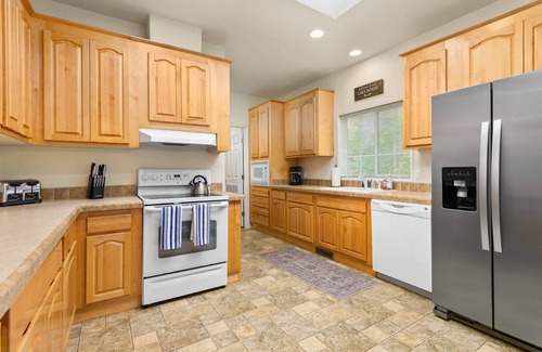 Pacific City House | Great Deals on Summer Stays!