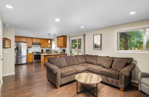 Hillsboro House | Great Deals on Summer Stays!