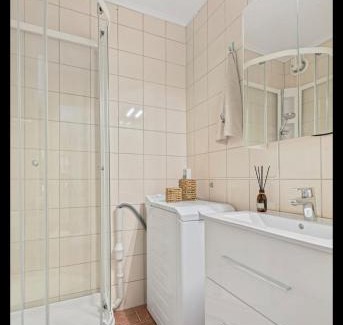 Al Municipality Apartment | Great Downtown Apartment