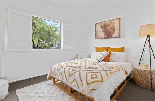 Cessnock House | Great Entertainer Heated Pool Fireplace Firepit