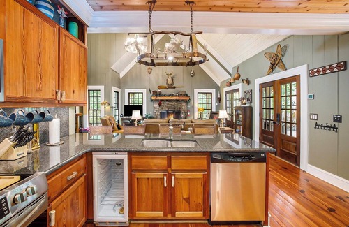 Mentone House | Great family Escape on the Lake