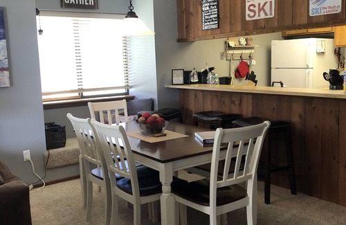 Fraser Condo | Great family friendly 2 Bedroom, 2 bath Condo with Club MeadowRidge Access