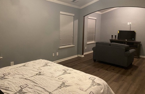 Cliftondale House | Great Family house w/in 20 minutes from great locations!